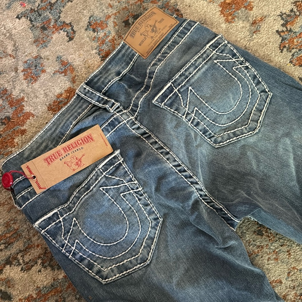 Brand new with tags, True Religion curvy skinny jeans
